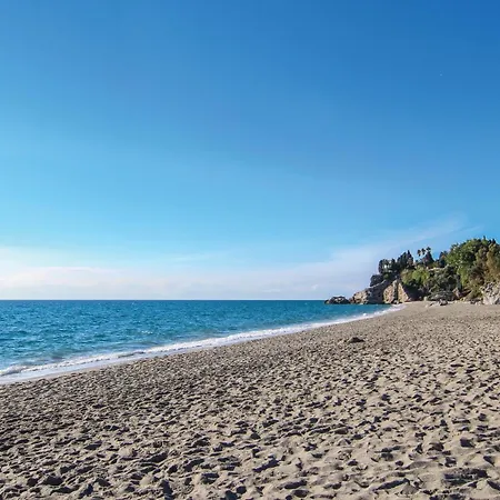 3 Bedroom Stunning In Lejlighed