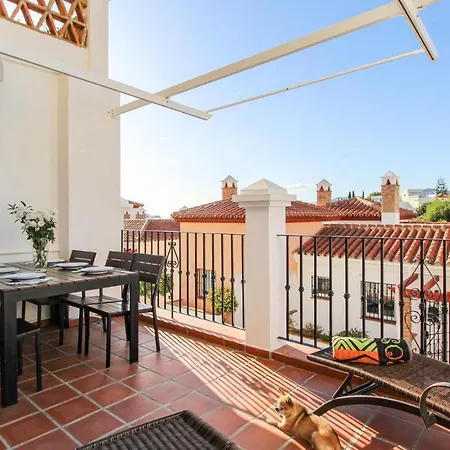 Apartment 3 Bedroom Lovely In Nerja