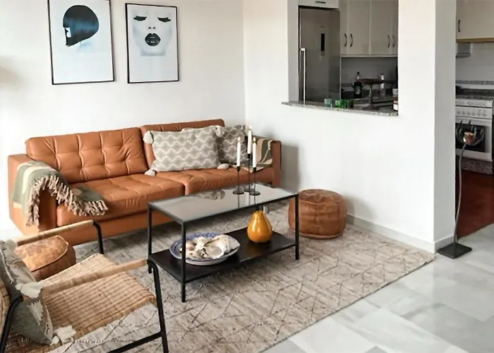 3 Bedroom Stunning In Lejlighed Nerja