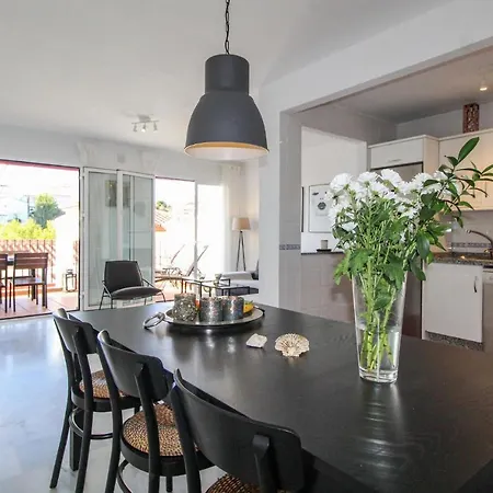 Apartman 3 Bedroom Stunning In *