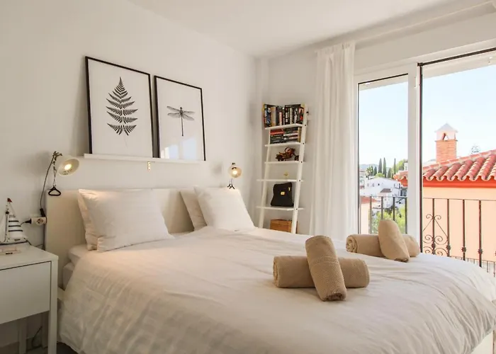 3 Bedroom Stunning In *