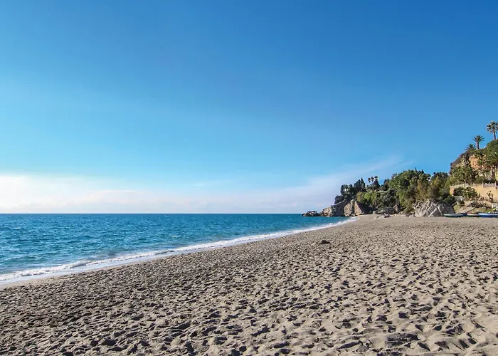 3 Bedroom Stunning In Apartament